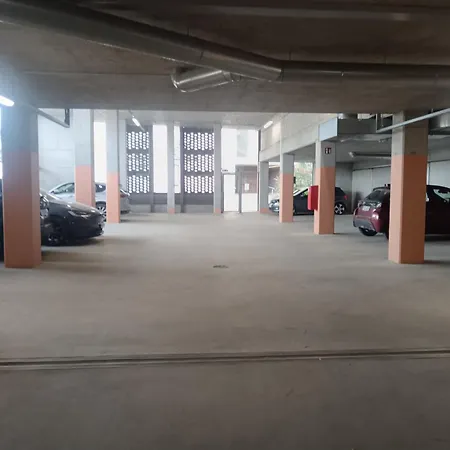 아파트 With Adjustable Beds At Downtown Near Trainstation, And Kuusisaari *